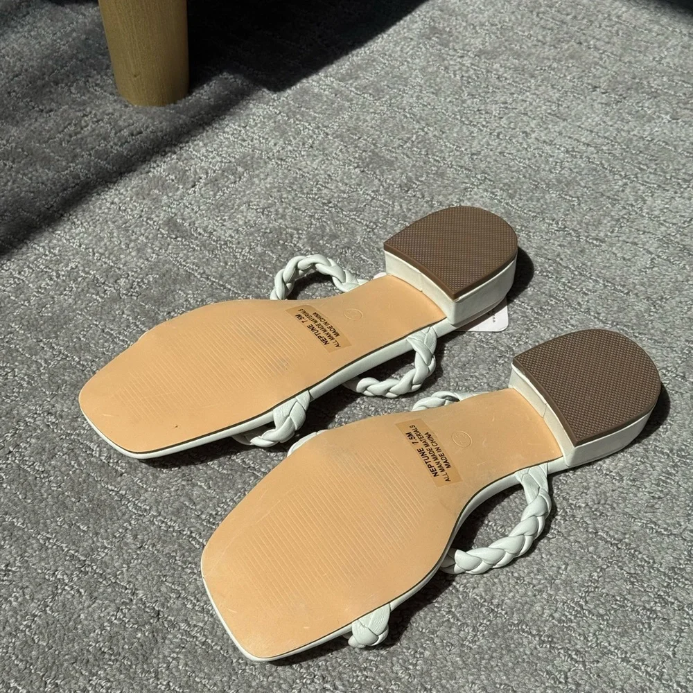 Sincerely Jules Cream Braided Sandals - Picture 3 of 4
